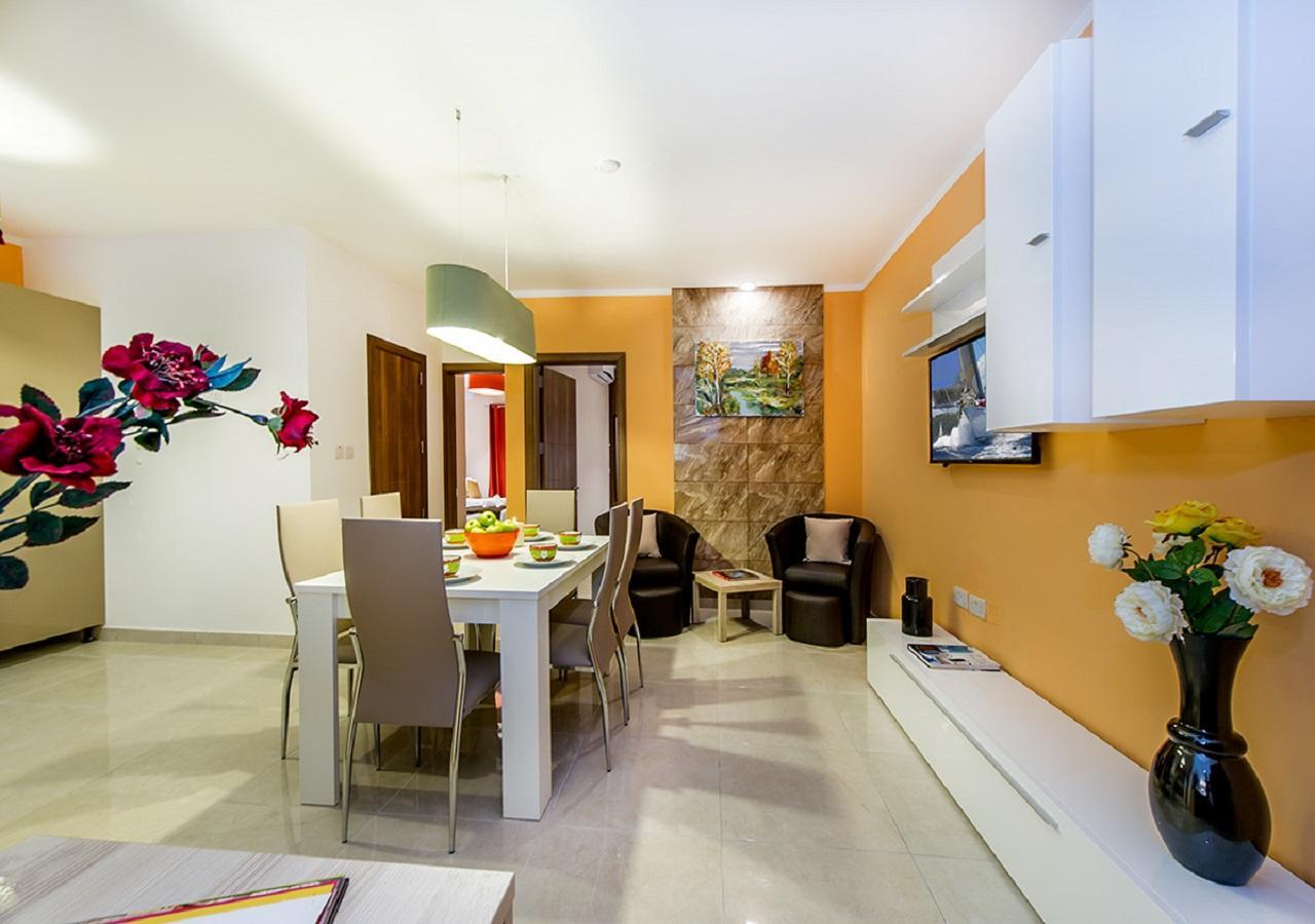 Bayside Apartments سانت جوليان المظهر الخارجي الصورة